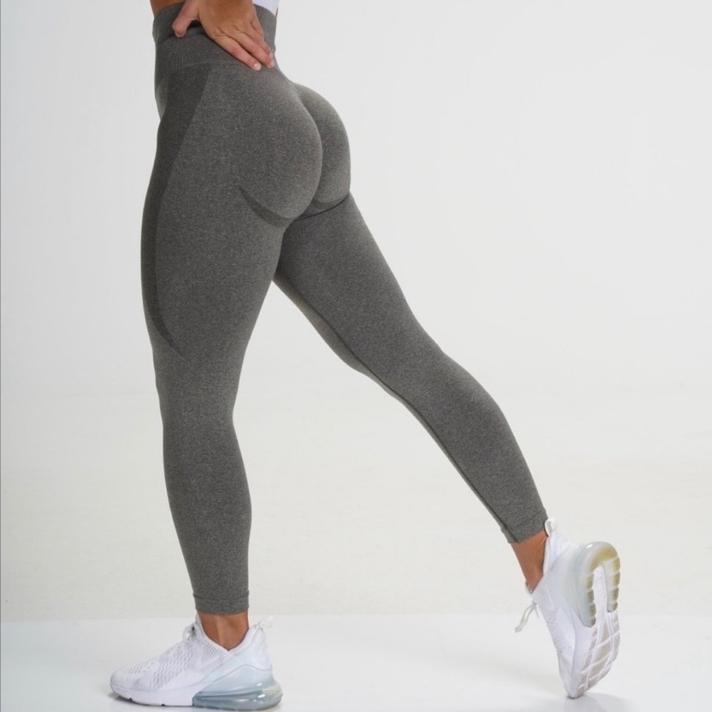 Khaki Nvgtn Leggings